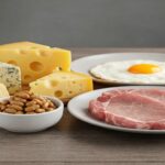 Alimentos ricos em Vitamina K2